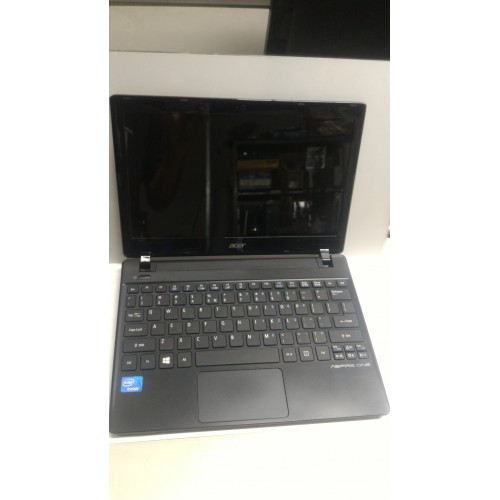 Netbook Acer Aspire One Z756