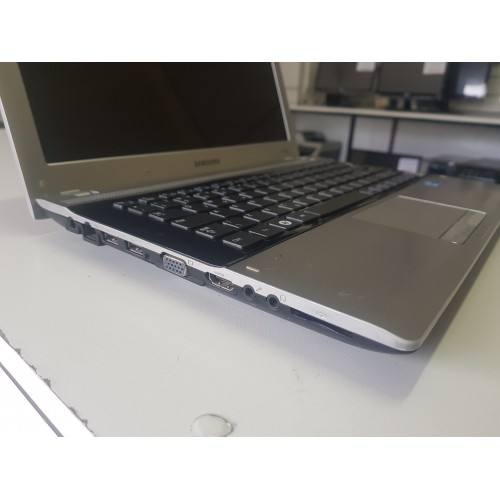 Notebook Samsung Core I5 4Gb HD 640Gb 