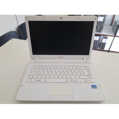 Notebook Samsung i3 4Gb Notebook Samsung i3 4Gb